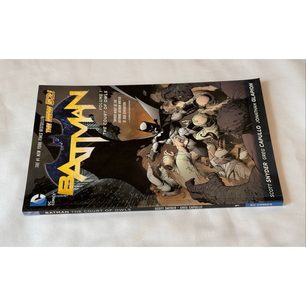 Batman Vol 1 The Court of Owls The New 52 DC Comics 2012 Paperback Scott Snyder - Picture 5 of 10